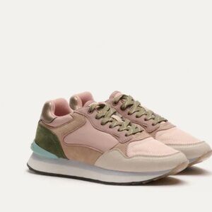 HOFF Paris Women’s Shoes Athletic City Trainers Sneakers size 10.5